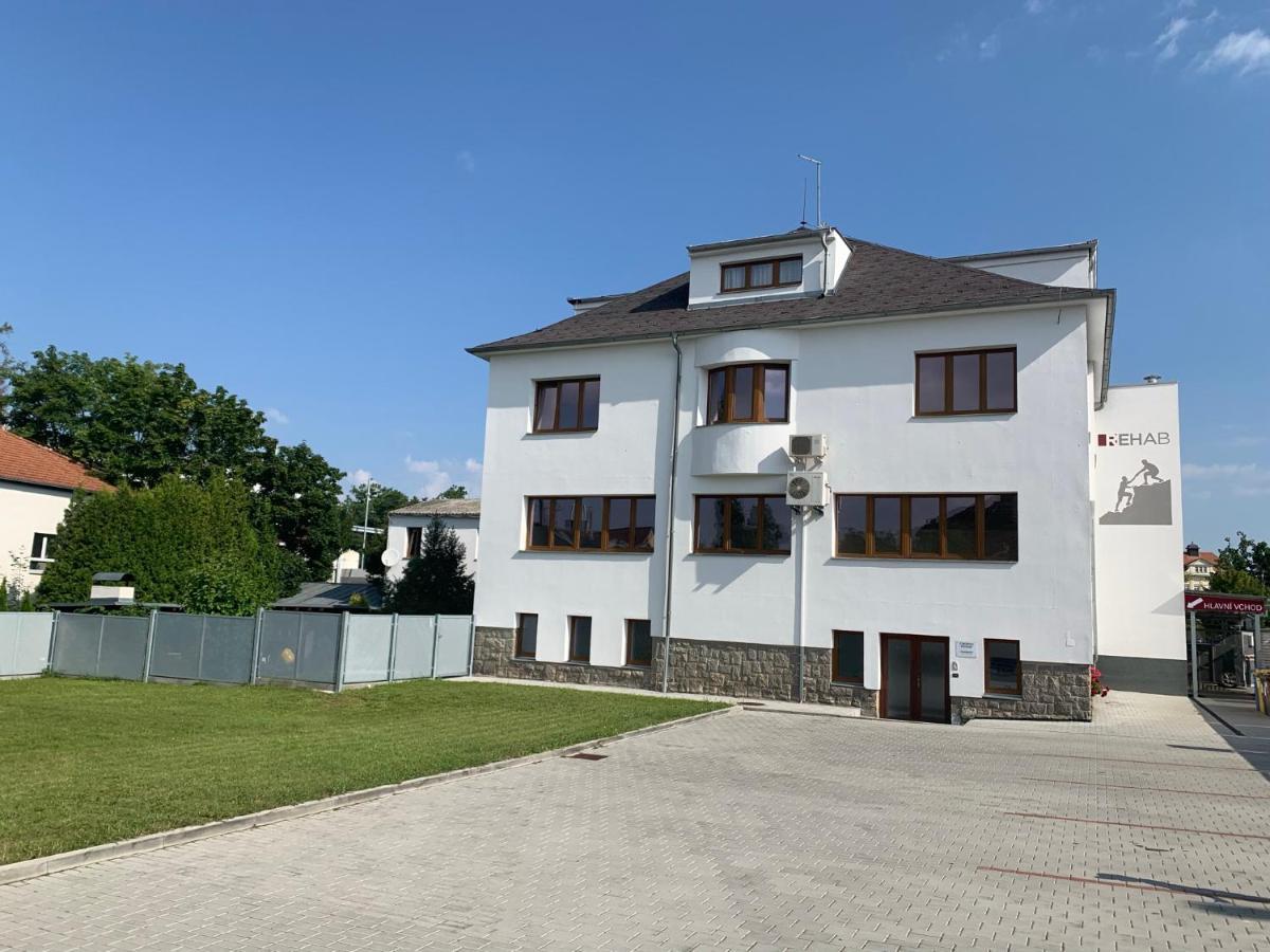 Apartmany U Nemocnice 捷克布杰约维采 外观 照片